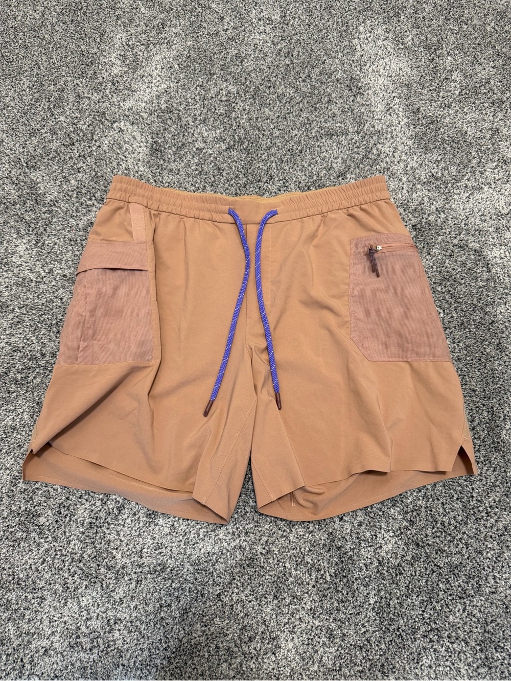 Men Lululemon Water-Repellent Hiking 8”Shorts